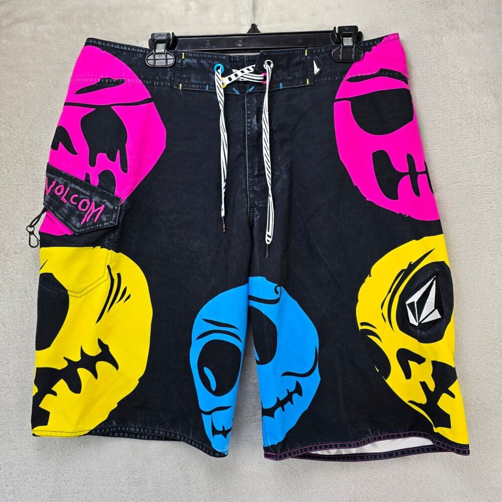 Vintage Volcom Board Shorts Mens 34 Black Y2K Neon Skull Swim Surf Artist Series